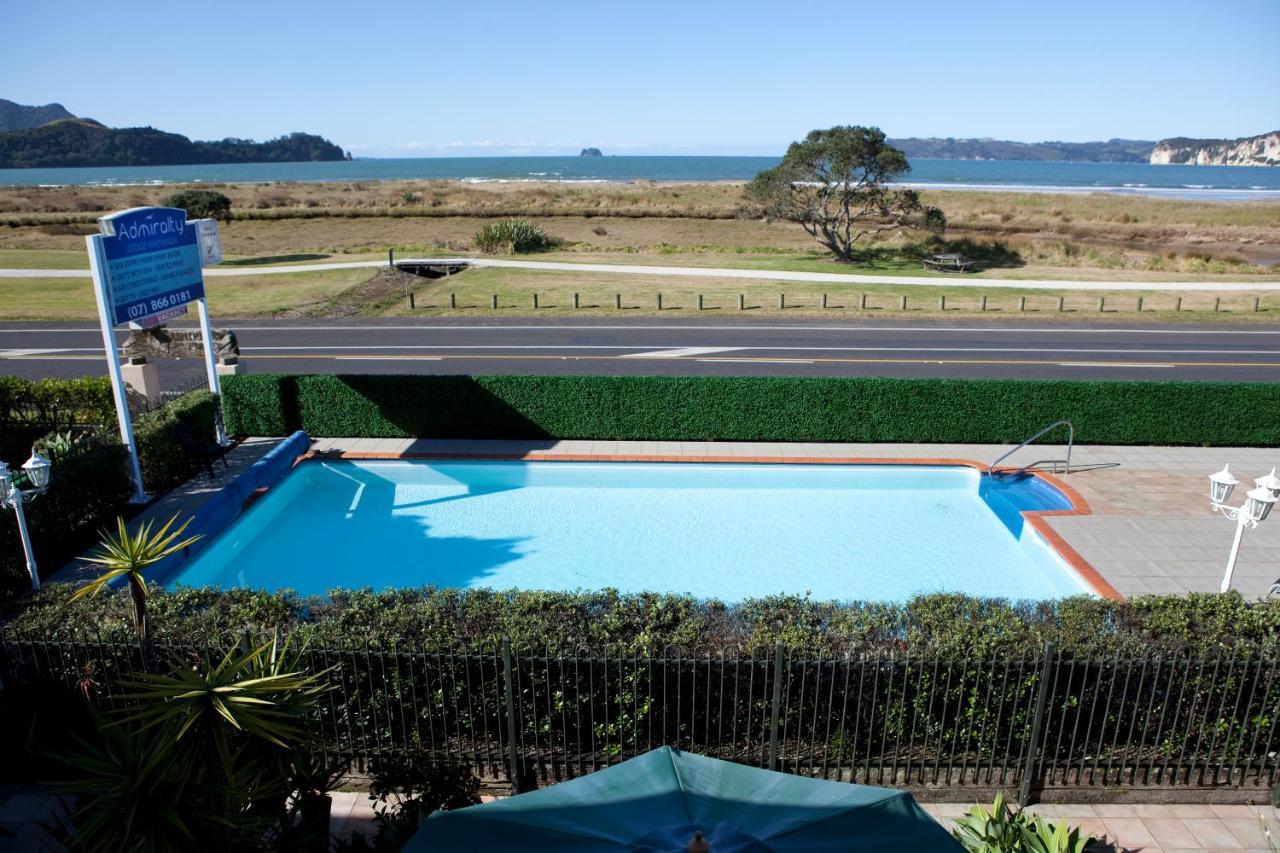 Admiralty Lodge Motel Whitianga Exteriör bild